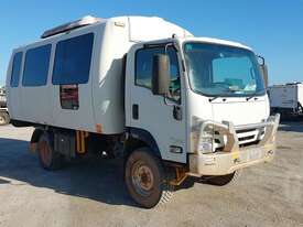 Isuzu NPS75-155 - picture0' - Click to enlarge