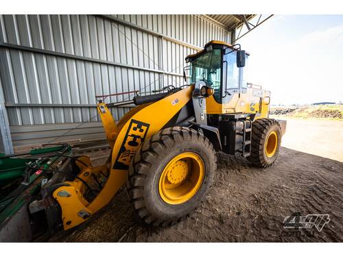 ACE AL350 TRACK LOADER