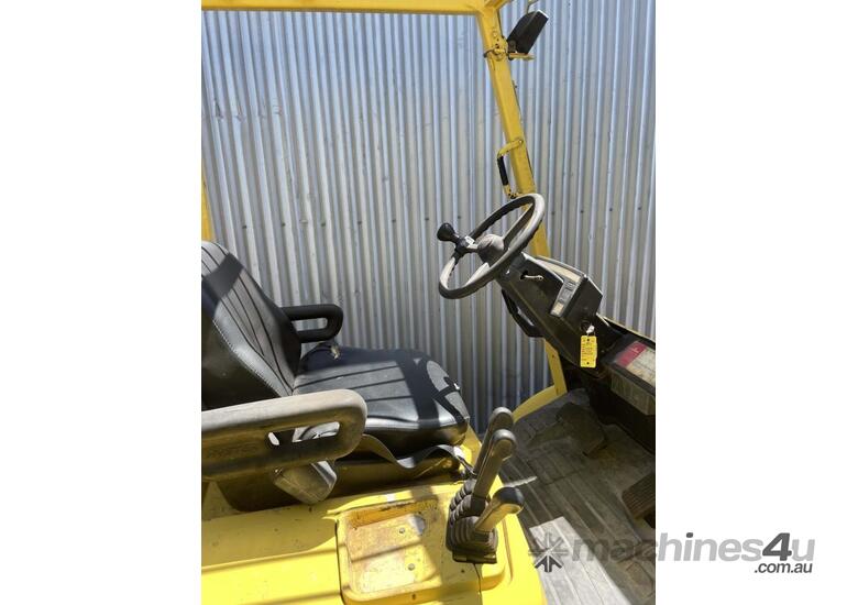 caption Hyster 2500kg LPG Forklift With 3830mm 3 Stage Mast & Sideshift