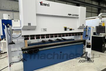 *STOCK NOW* Yawei PBA 110-3100 CNC5 Pressbrake. DA-58T, Lazersafe, Tooling, powered fingers & more..