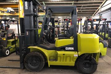 Clark CGP45L # 4,5 Tonne Gas Forklift # 4500kg Load Capacity # 3700mm Lift Height # 1220mm Tynes
