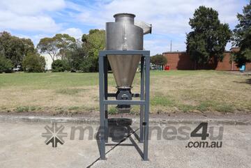 Cyclone Hopper Loader with Rotary Valve Feeder