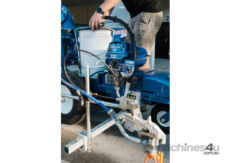 GRACO LineLazer ES 1000 Lithium Battery-Powered Airless Line Striper