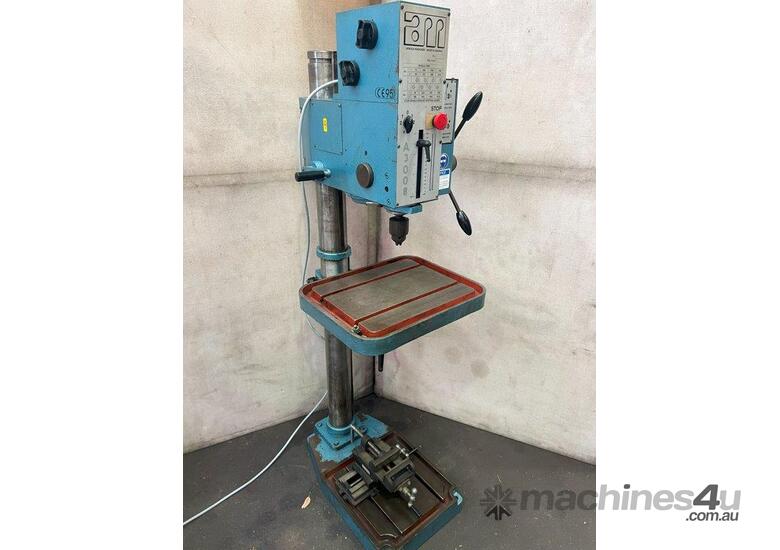 caption Arboga A3008 Geared Pedestal Drill