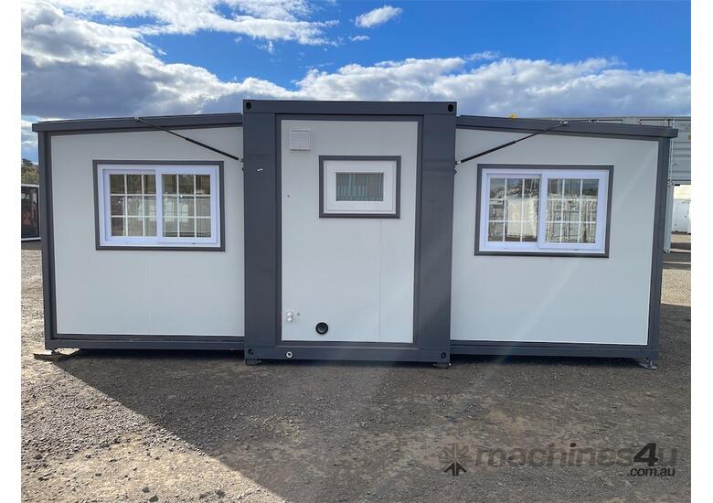 Expandable Container House with 2 Floor to Ceiling Glass Walls & Ensuite