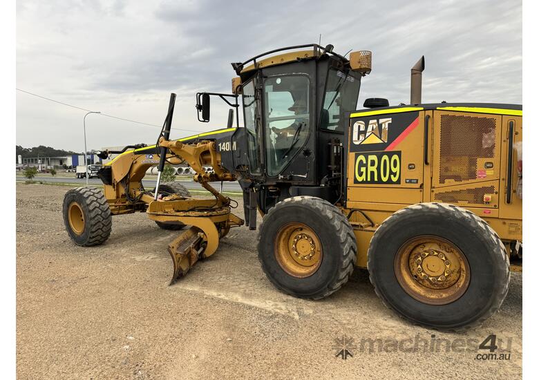 2009 Caterpillar 140M Diesel Motor Grader