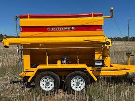 Steele Steel Ezy Feeder - picture0' - Click to enlarge