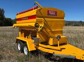 Steele Steel Ezy Feeder - picture2' - Click to enlarge