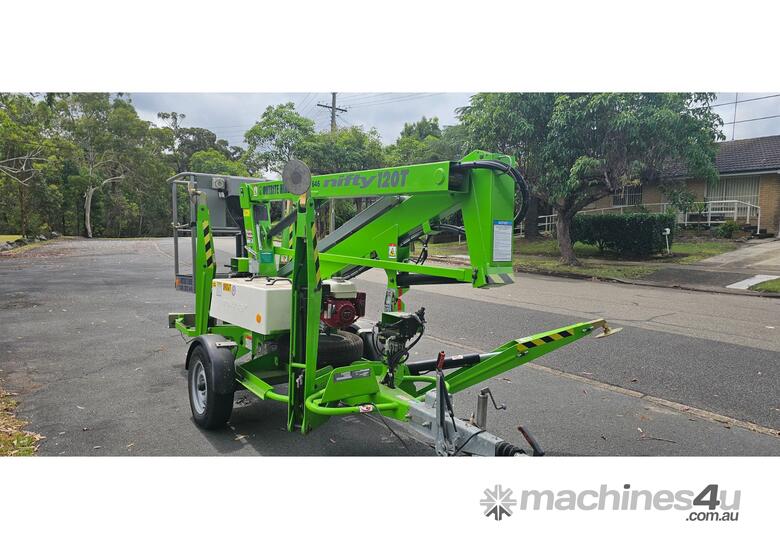 caption Niftylift Trailer Mounted Boom Lift | 12.3m Reach
