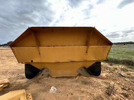 Caterpillar 745 Tipping Body - picture0' - Click to enlarge