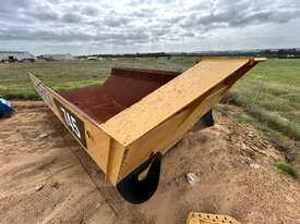 Caterpillar 745 Tipping Body - picture2' - Click to enlarge