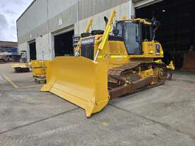 2022 Komatsu D65EXi-18 - picture2' - Click to enlarge