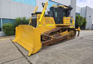 Komatsu 2022   D65EXi-18