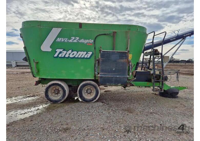 caption Tatoma MVL-22-Duplo Mixer Wagon