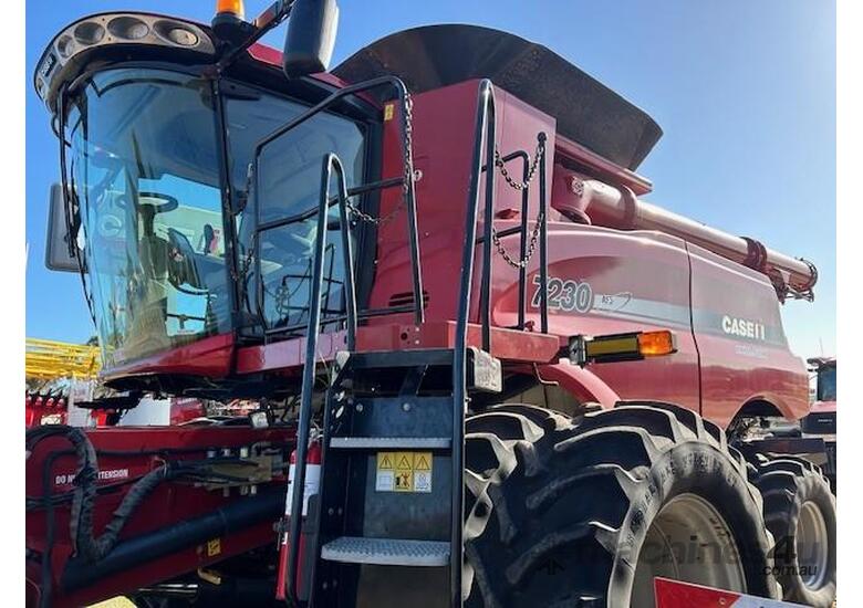 caption 2013 CASE IH 7230 COMBINE WITH CASE IH 2152 40FT DRAPER FRONT