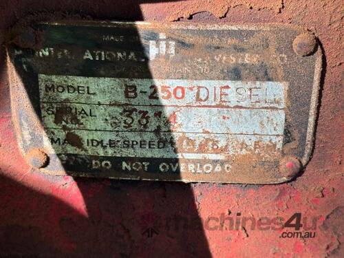 caption International B-250 Tractor