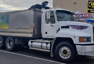 2006 Mack CHR & Slone Super Dog Tippers, E.M.U.S TS886