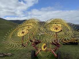 Hay rake - picture0' - Click to enlarge