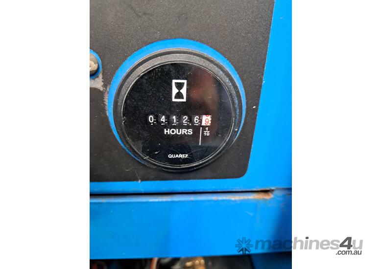 Genie GS-4390 RT 2023 43ft Rough Terrain Scissor Lift – 680kg SWL, Deutz Diesel