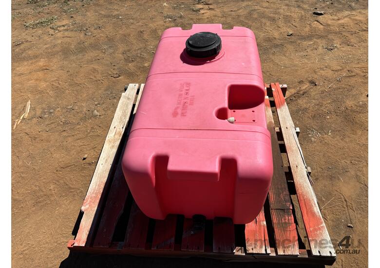 Hardi 200 Lt Spray Tank