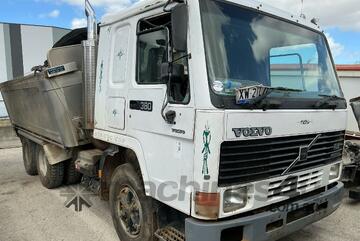 Volvo 1998   FM380 Tipper