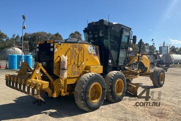 Caterpillar 2019   120 Grader