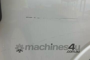 Isuzu 2020   NLR Traypack