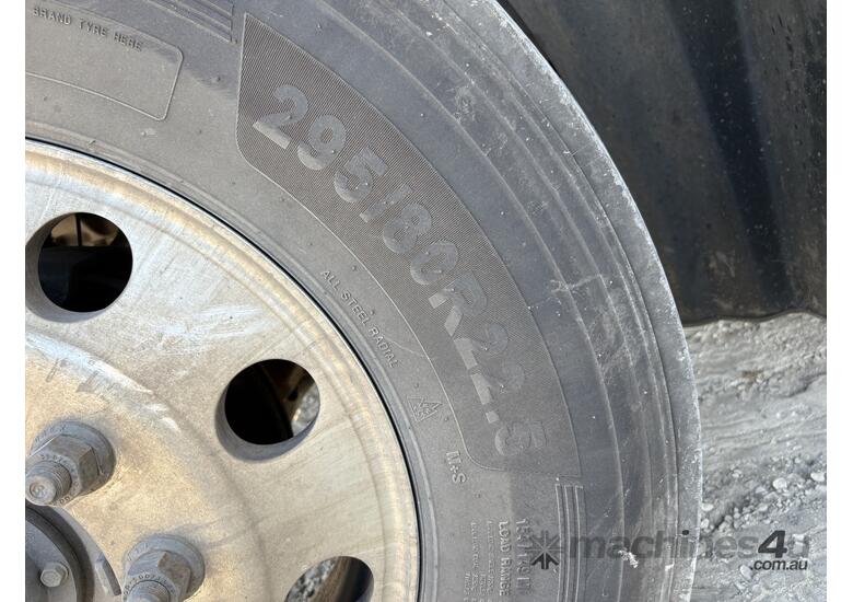 2013 Mack Trident CMHT   6x4 Prime Mover