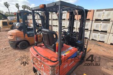 Toyota   Forklift (Electric)