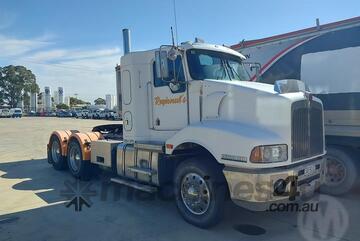 Kenworth   T404