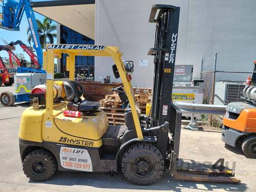 Used Hyster Forklift – H2.5TX 