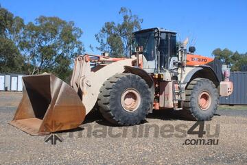 Hitachi 2018   ZW370-5B