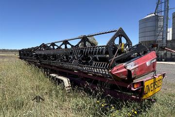 Case IH   2052 FRONT & TRAILER