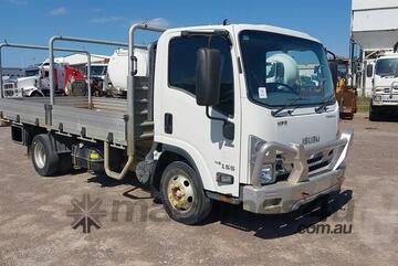 Isuzu   NPR 45 155