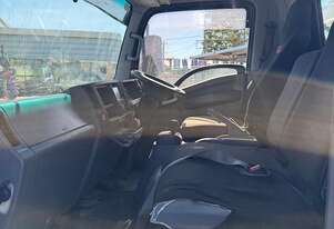 Isuzu 2013   Nqr450 Medium