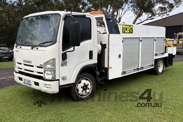 Isuzu NQR 450 Long Service Truck