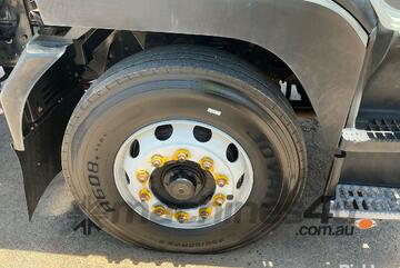 2010 Isuzu FVZ 1400 EWP Day Cab