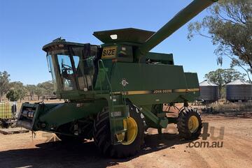 JOHN DEERE CTS COMBINE & 930R FRONT & TRAILER