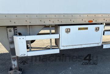 2013 Maxicube ST3-OD Tri Axle Pantech Trailer