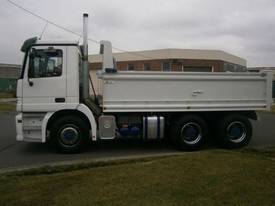 2002 Mercedes-Benz 2643 ACTROS 4.8m Tipper - picture0' - Click to enlarge