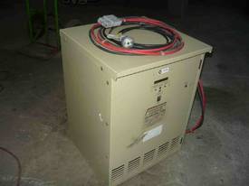 STANBURY 24VOLT FORKLIFT BATTERY CHARGER - picture1' - Click to enlarge