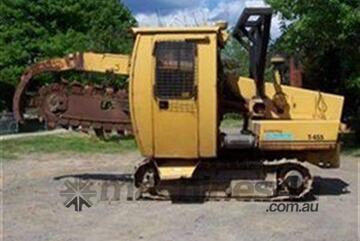 T-455 Air conditioned cabin Trencher , 1264 hrs ROPS and FOPS T-455 Air conditioned cabin Trencher , 1264 hrs ROPS and FOPS