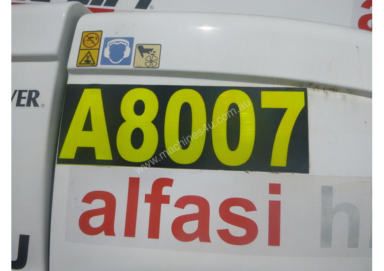 JLG 800AJ Knuckle Boom