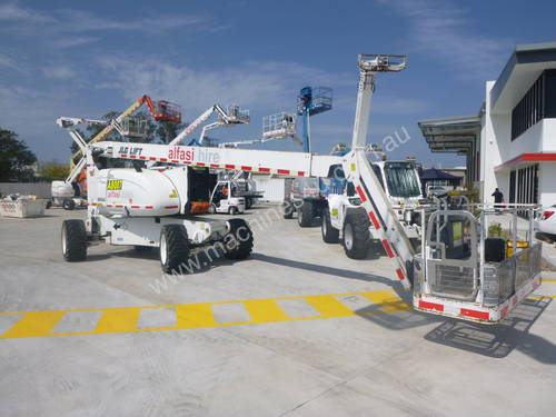 JLG 800AJ Knuckle Boom