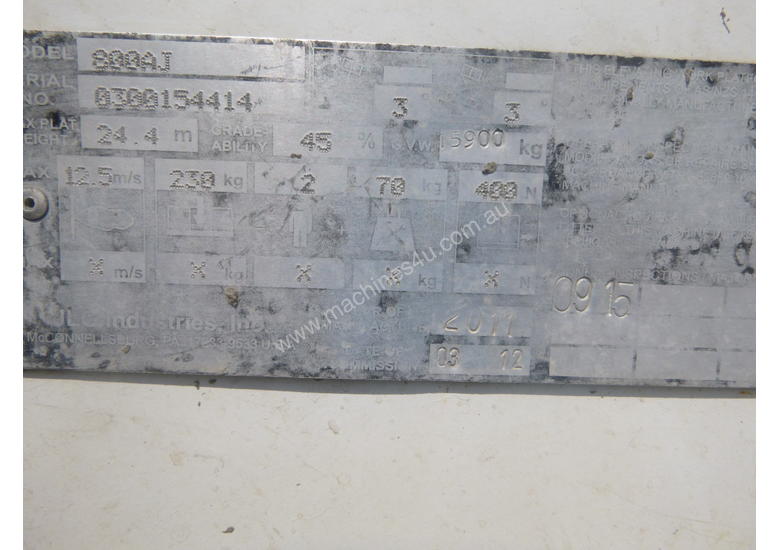 JLG 800AJ Knuckle Boom