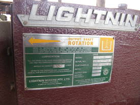 Lightning  gear box - picture0' - Click to enlarge