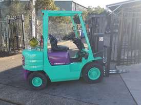 Mitsubishi Forklift 2.5T 4.3m Lift Container Mast - picture0' - Click to enlarge