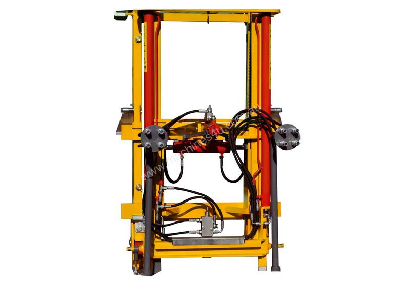 caption Ilmer 3PL Tractor Forklift Mast Attachment with Patented hydraulic fork-closing!