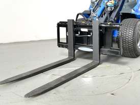 MultiOne PALLET FORK WITH SIDE SHIFT - picture2' - Click to enlarge