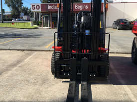 New Hangcha 2.5 Ton Electric Forklift Truck Mast 3 Stage Battery  - picture1' - Click to enlarge